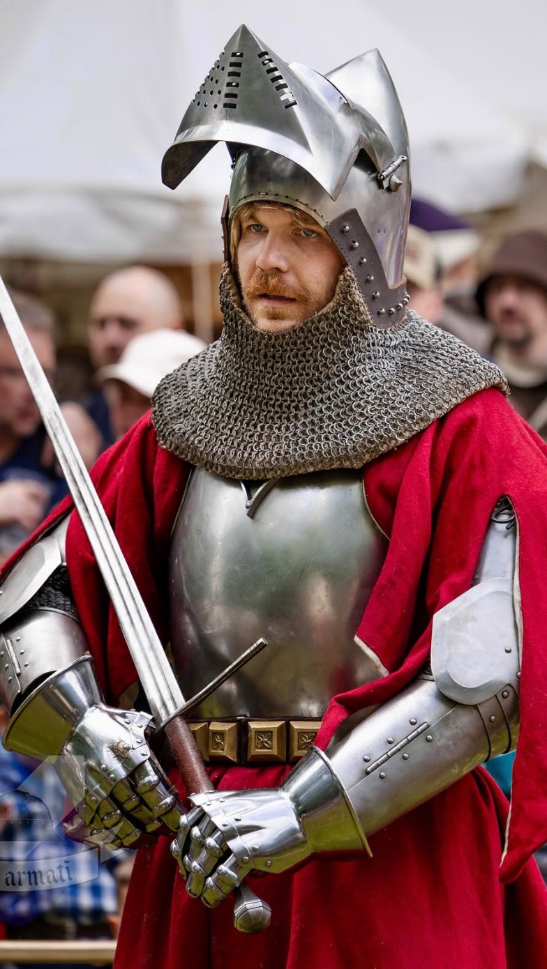 Him taking care of us 🫶🏼

About to watch the annual Battle of Grunwald reenactment, Europe’s largest medieval pageant, drawing thousands of reenactors and tens of thousands of spectators every July to the historic fields of northern Poland, recreating 1410, when Polish-Lithuanian forces defeated the Teutonic Order.

Title picture by the amazing @lisa.lenscape 

#medievalreenactment
